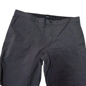 Alfani Men’s Geometric Pattern Shorts – Waist 38